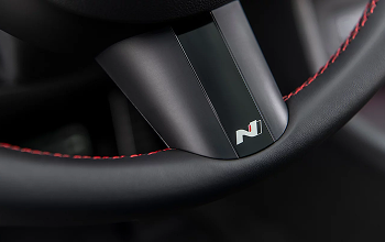 N Line leather-wrapped steering wheel