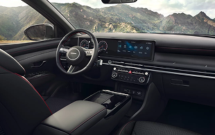 Panoramic curved display