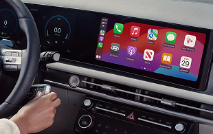 Wireless Apple CarPlay and Android Auto