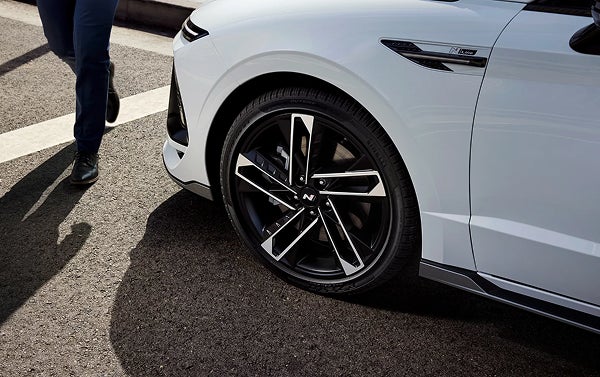 N Line 19-inch wheels