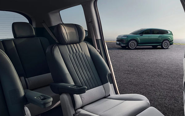 2nd-row captain’s chairs