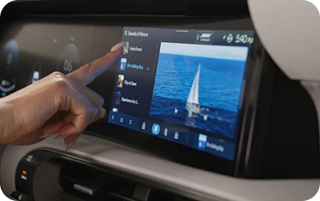 12.3-inch dual panoramic display