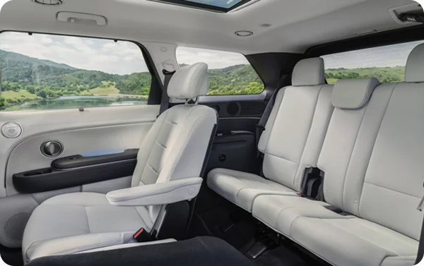 2nd-row captain’s chairs