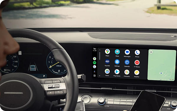Wireless Apple CarPlay and Android Auto
