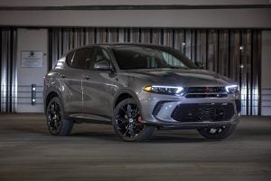 2024 Dodge Hornet Exterior Passenger Side Front Profile