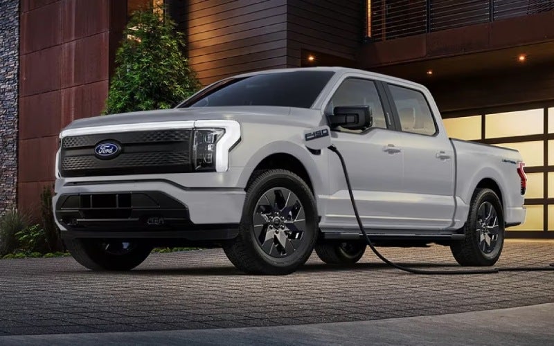 What Is the Real-World Range of the 2025 Ford F-150 Lightning When Commuting Around Wayne, NJ?