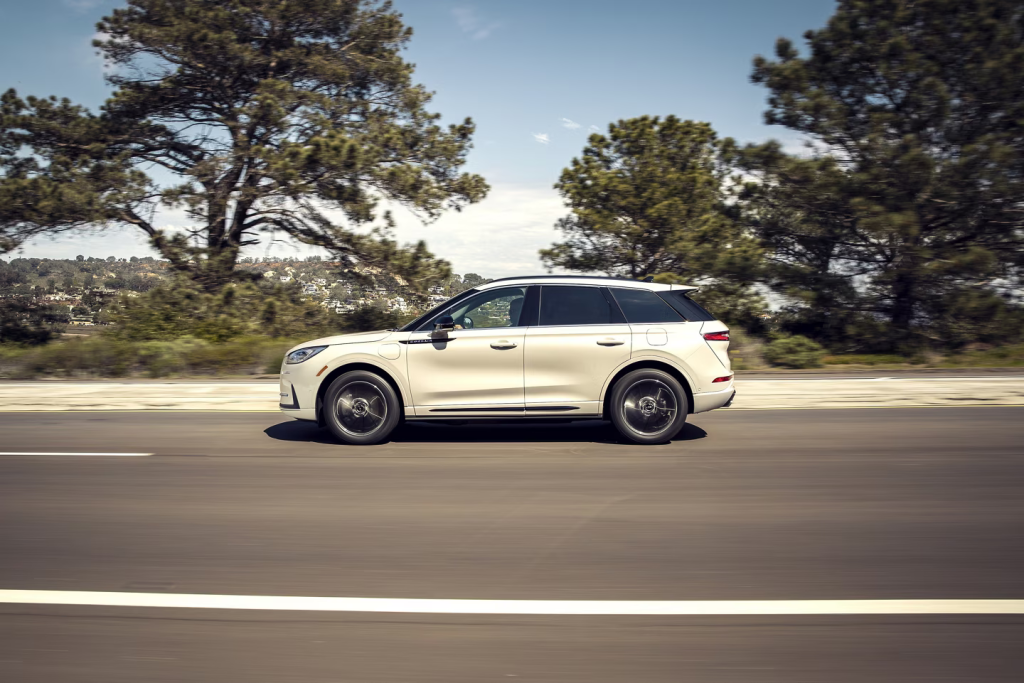 2025 Lincoln Corsair
