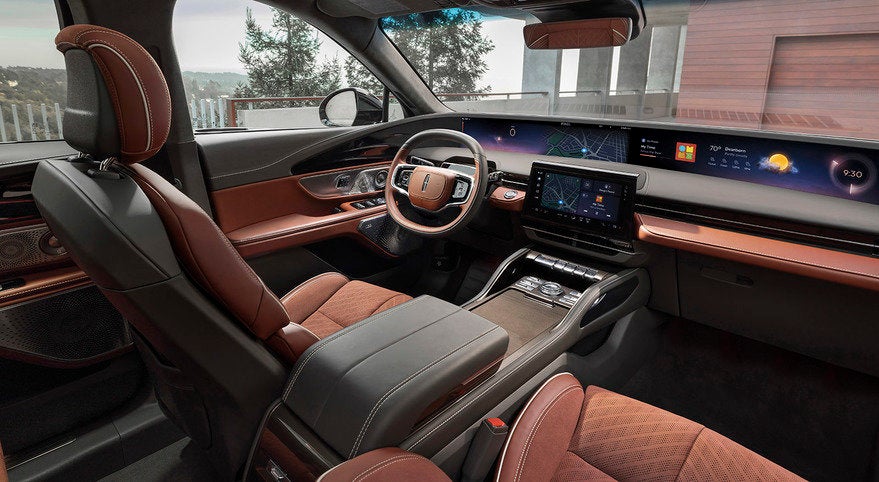2024 Lincoln Nautilus interior