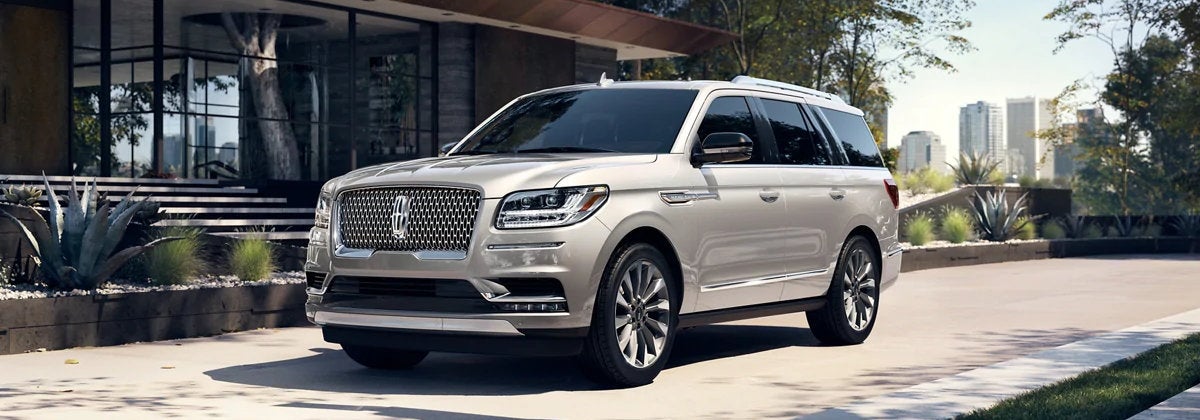 2021 Lincoln Navigator is the ultimate family vehicle near California Heights CA