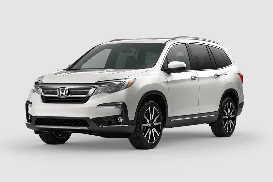 Platinum White Pearl 2020 Honda Pilot on White Background