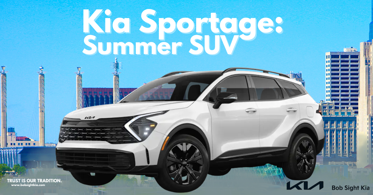 2025 Kia Sportage parked downtown in Kansas City on a sunny summer day
