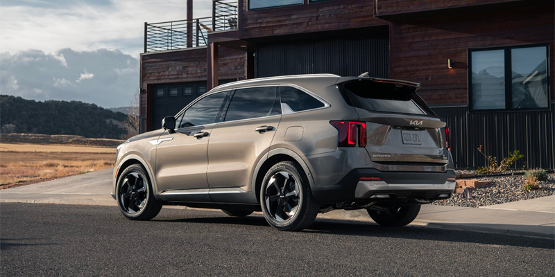 4 Reasons to Choose the 2025 Kia Sorento Plug-in Hybrid