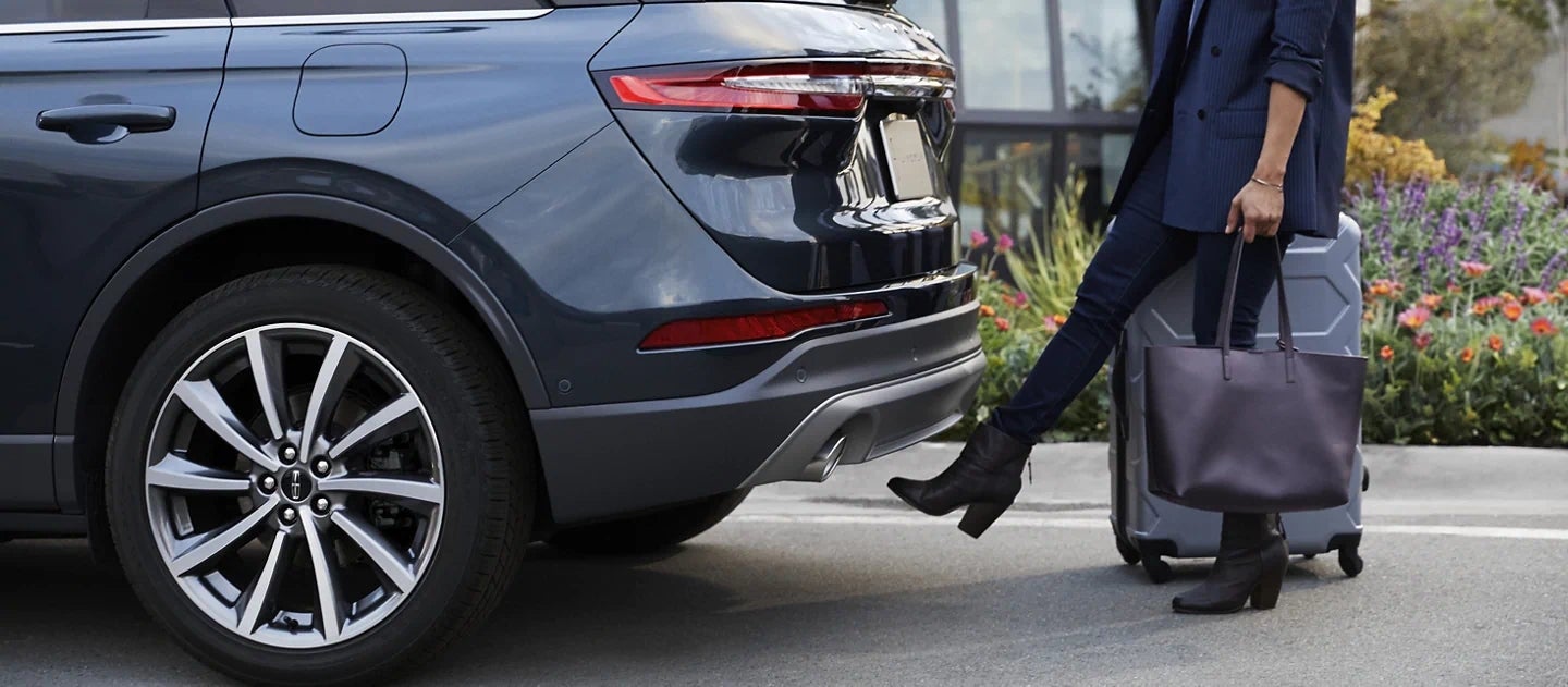 2021 Lincoln Corsair with hands-free liftgate
