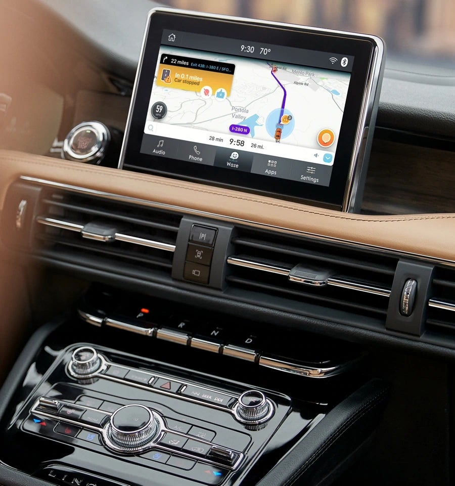 2021 Lincoln Corsair with waze