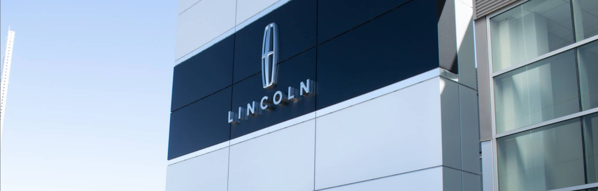 Loveland Lincoln storefront