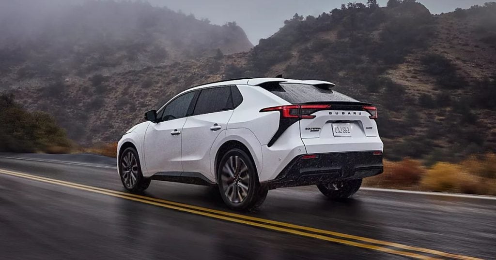 The two-tone roof option colors are only available in the Touring XT models