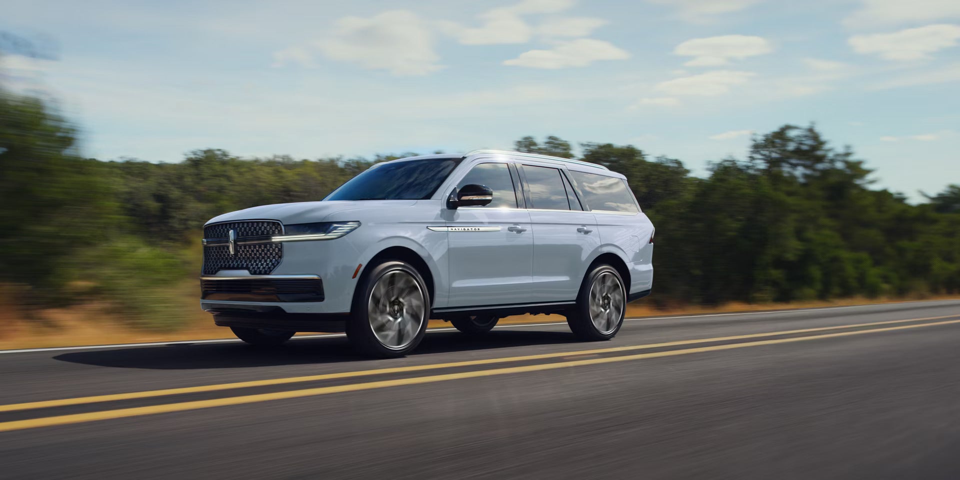 blue lincoln navigator