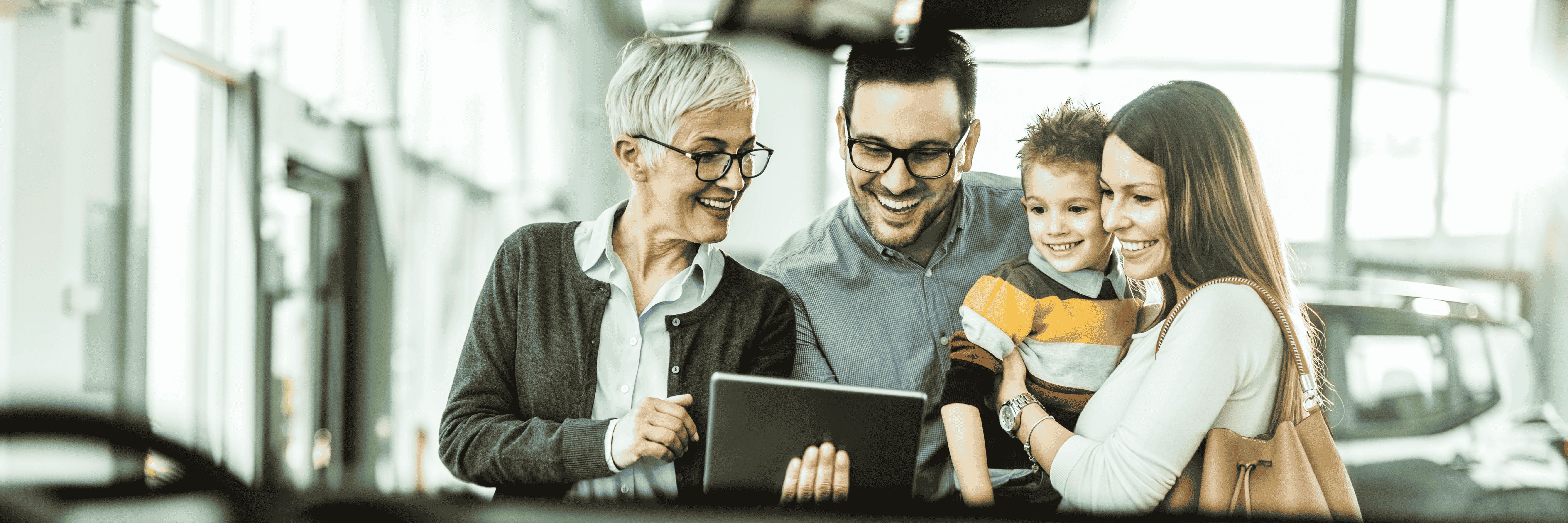 Luxury Pre-Owned at Lexington Park Lincoln