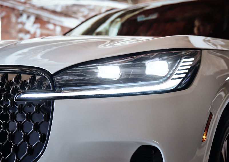 A close-up of the 2025 Lincoln Aviator's headlight
