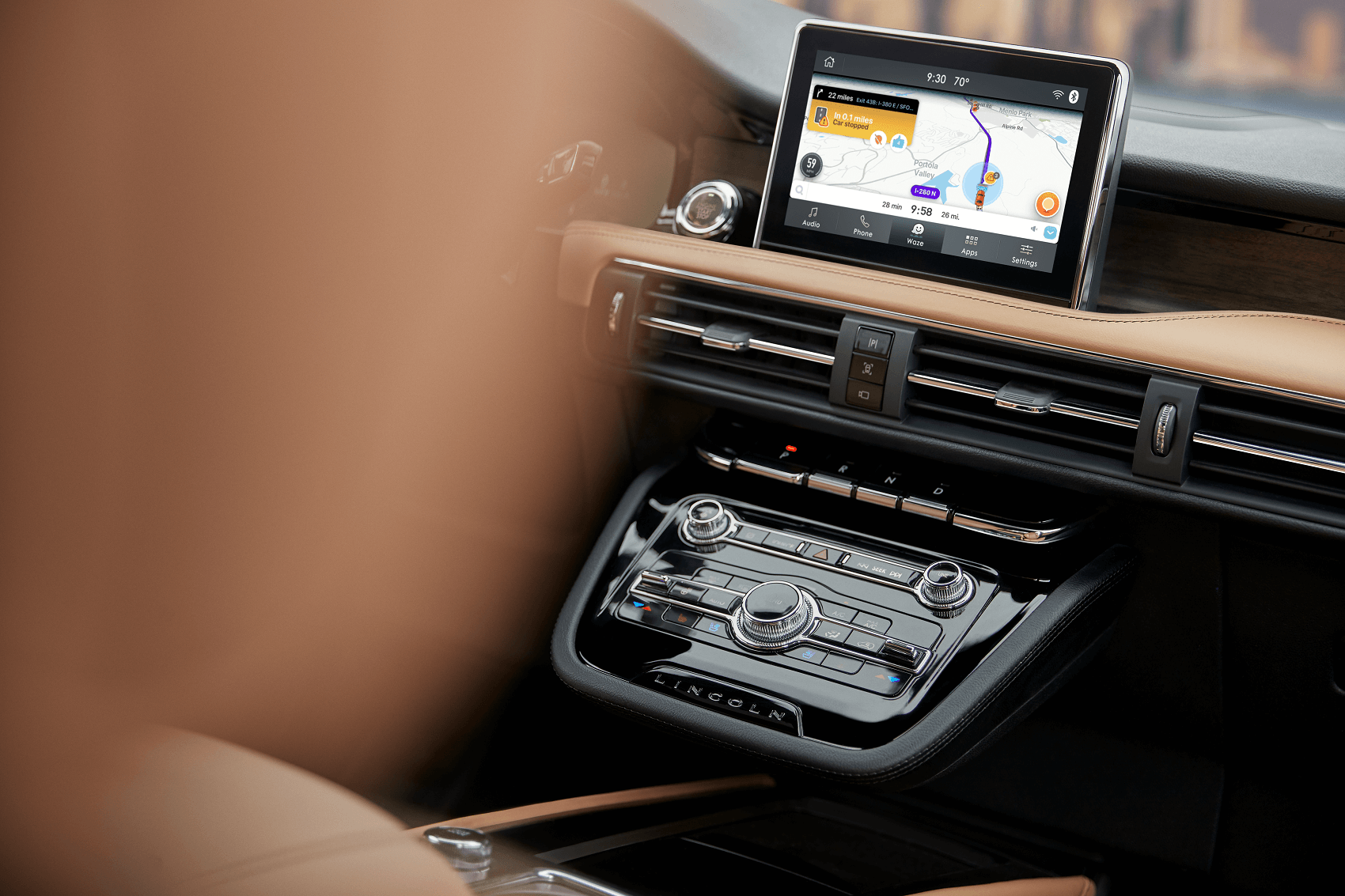 Lincoln Navigator Technology Features