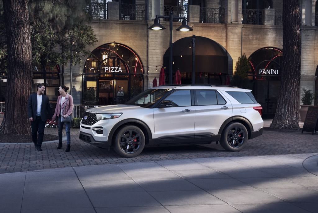 Find the Best Ford for Me in Pleasanton, TX