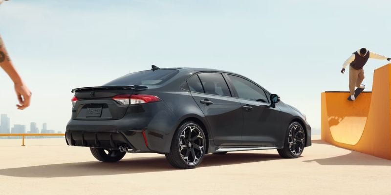 2025-toyota-corolla_landing_641184