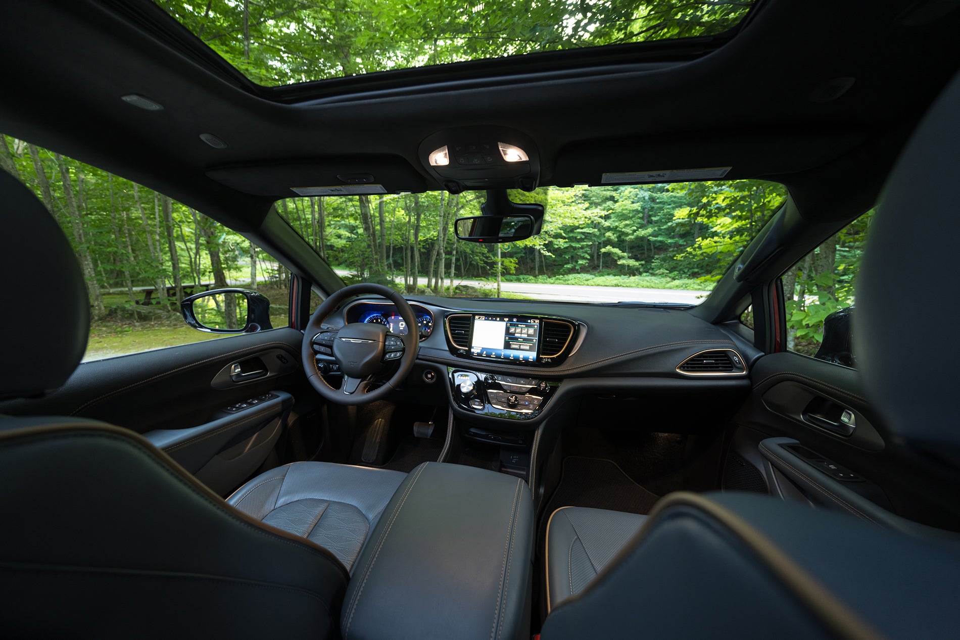 2027_Chrysler_Pacifica_