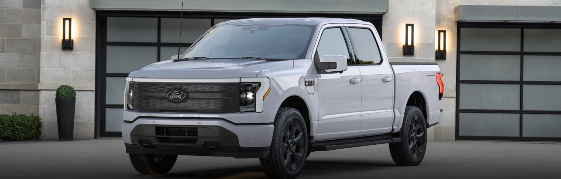 2025 Ford F-150 Lightning