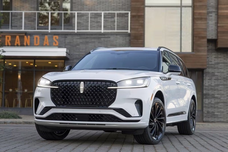 Discover the 2025 Lincoln Aviator near Columbus, GA