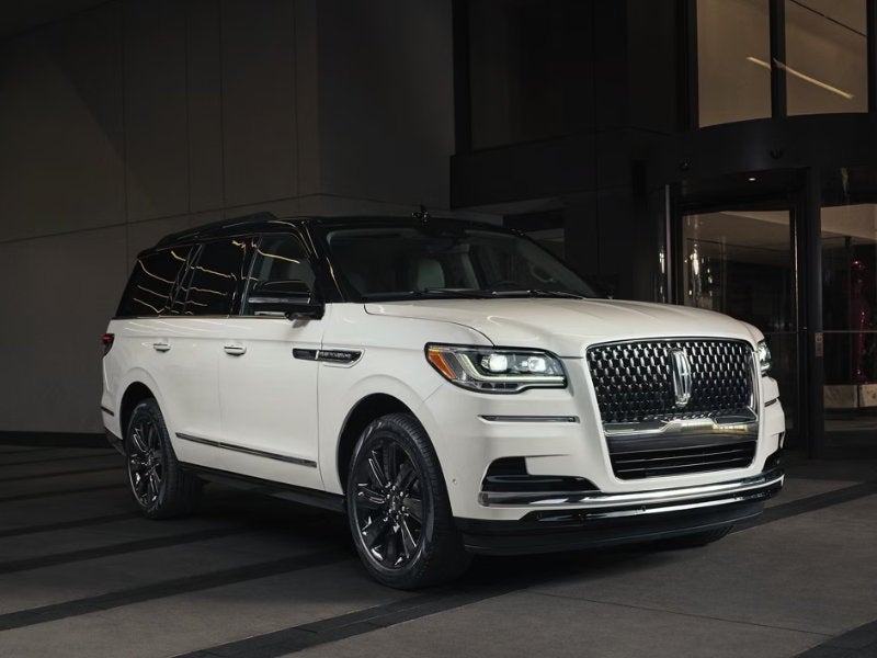 Stivers Lincoln - A 2024 Lincoln Navigator L sets new standards near Millbrook AL