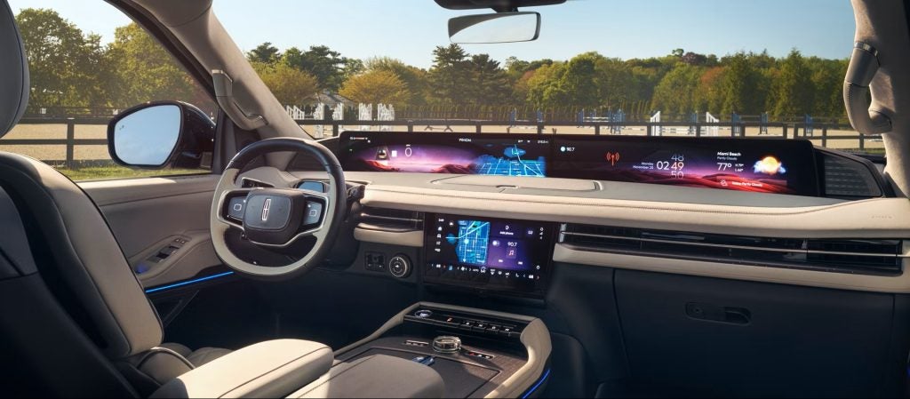 2026 Lincoln Navigator ambient lighting