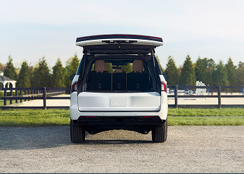 Lincoln Navigator interior view