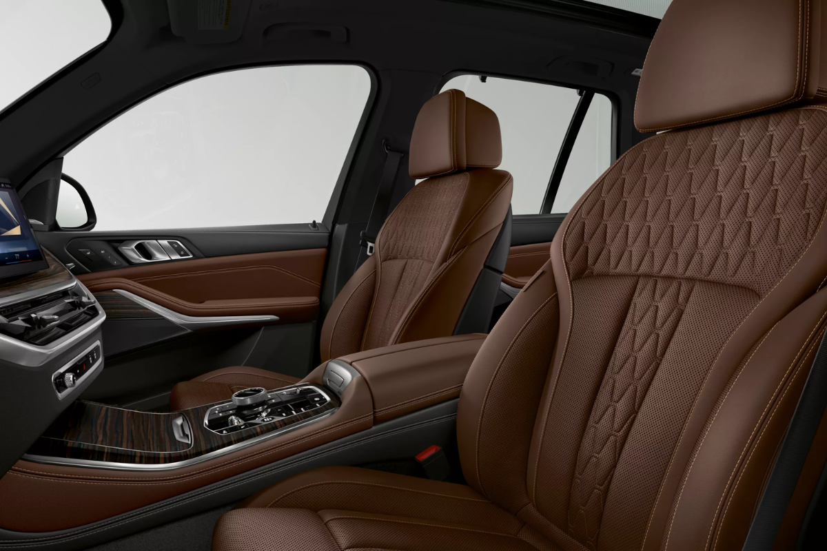 2026 BMW X5 Front Seating Front seating inside 2026 BMW X5