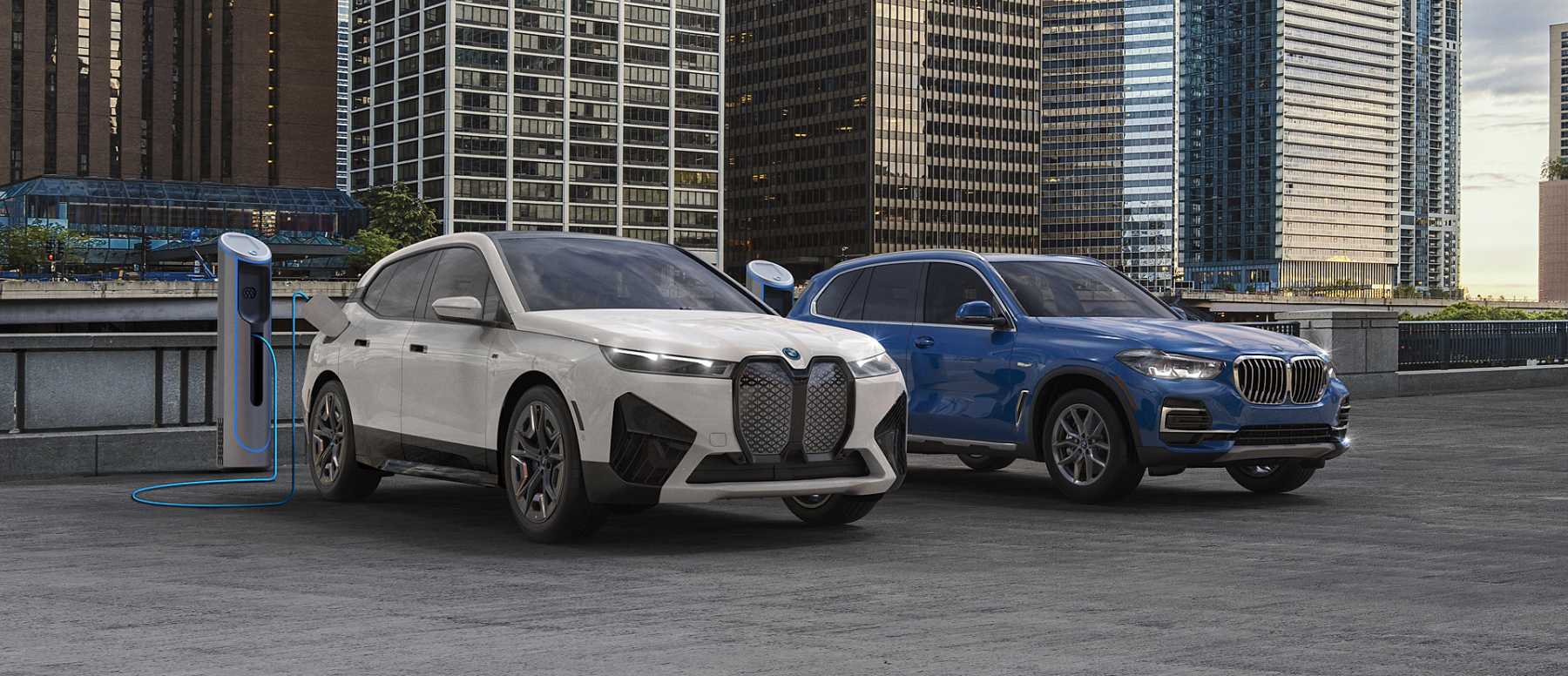 BMW iX and BMW X5 plug-in hybrid representing BMW electrified powertrain choices
