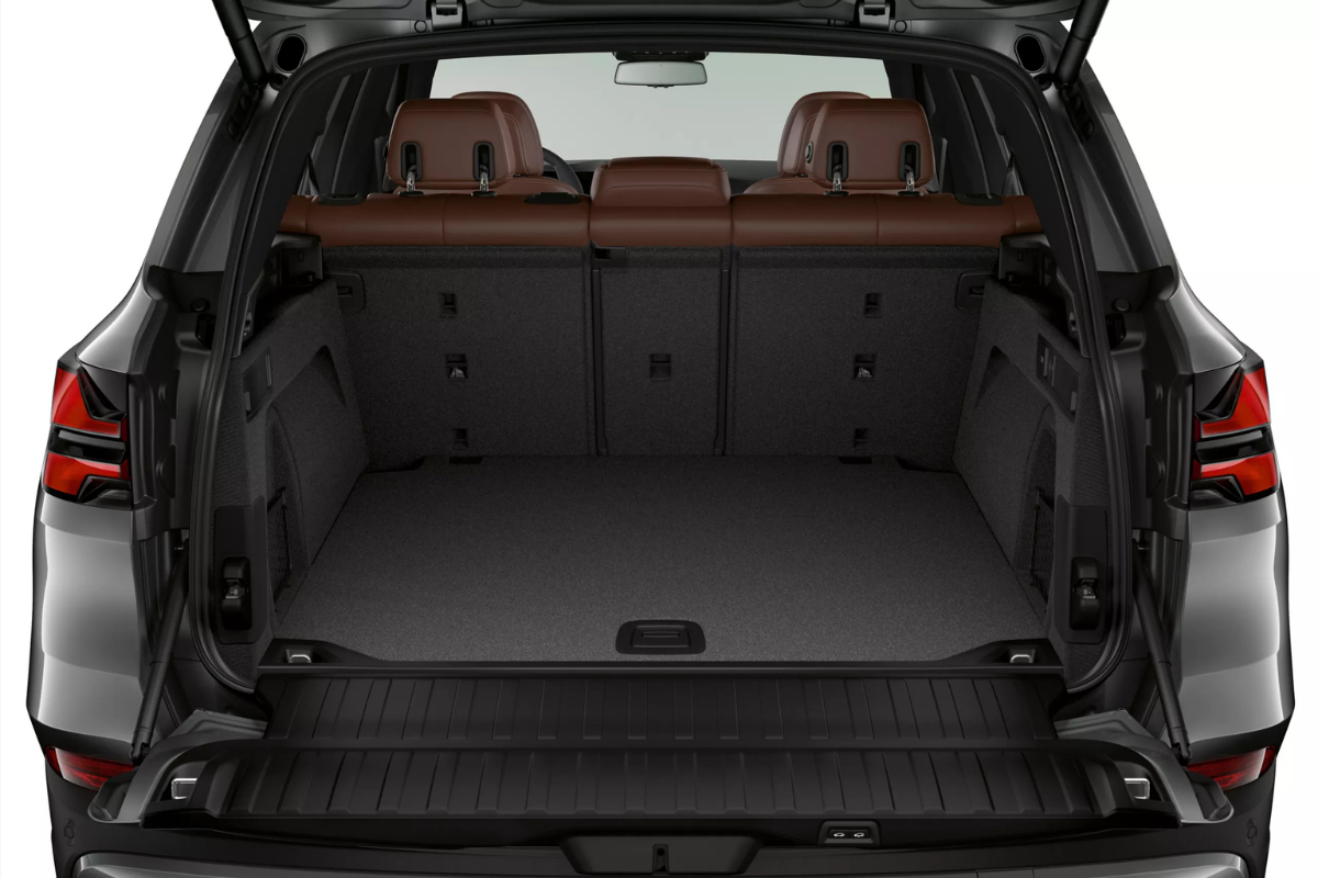 2026 BMW X5 Cargo Space Cargo area inside 2026 BMW X5