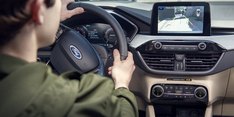 Ford Escape SE Hybrid backup cam