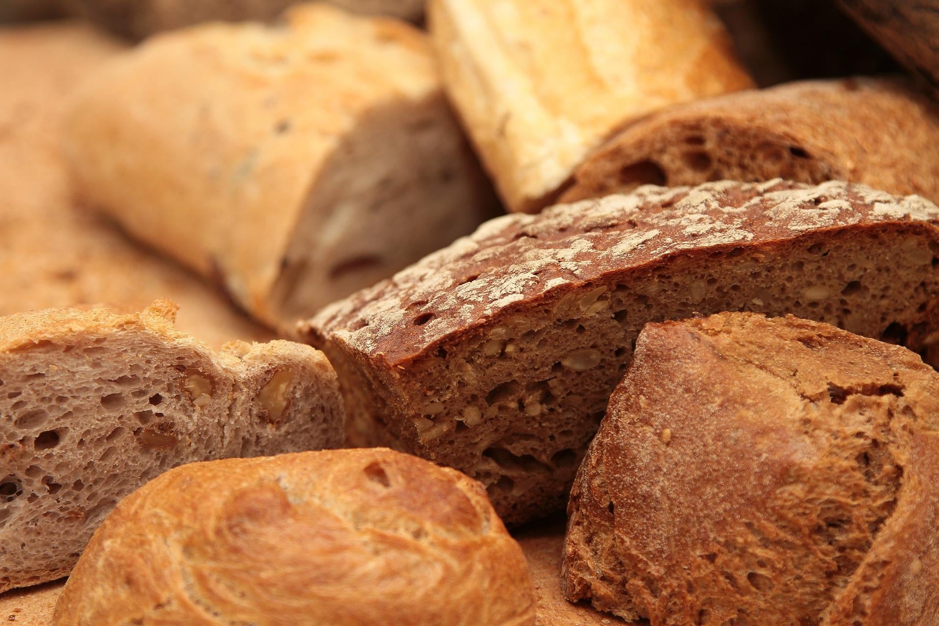 Some bread on a tray