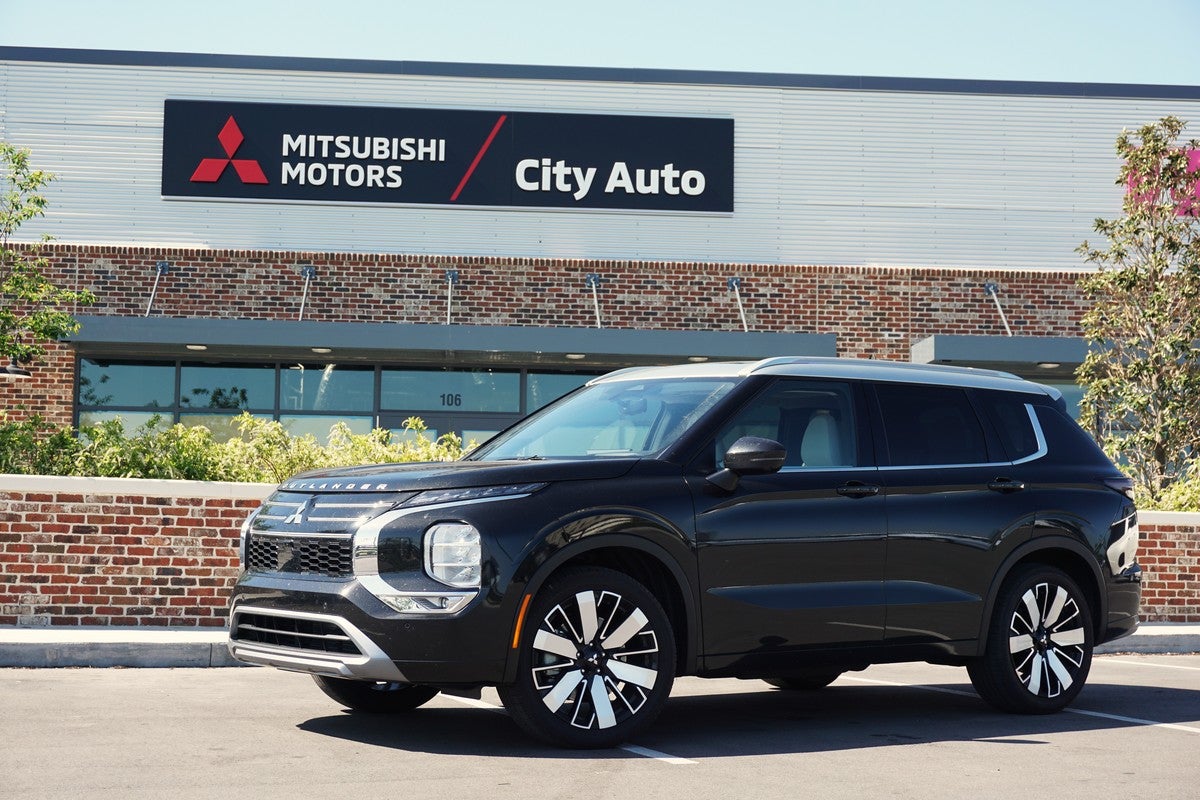 Mitsubishi Motors Introduces a New Retail Experience with First U.S. Gallery Location