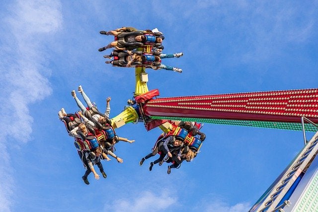 theme-park-ride-7299036_640