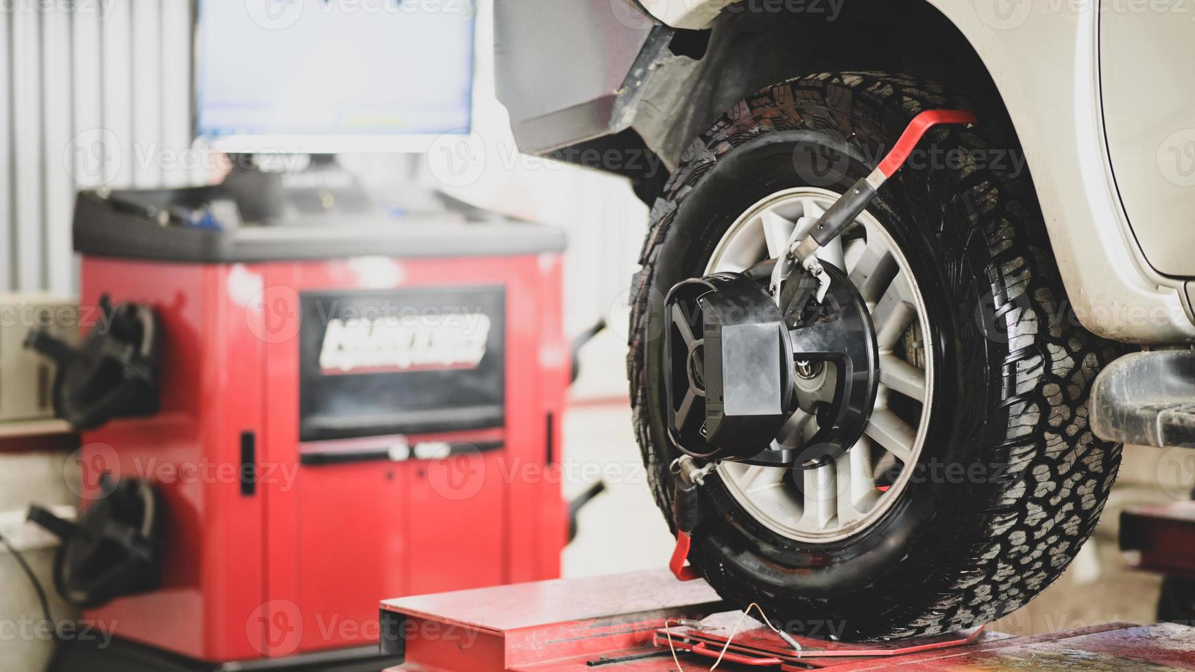 Tires-at-Ken-Ganley-Kia-Mentor