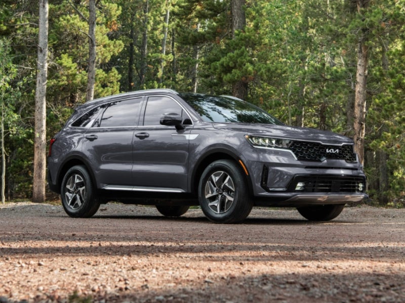 Learn about the 2024 Kia Sorento Hybrid EX near Akron OH