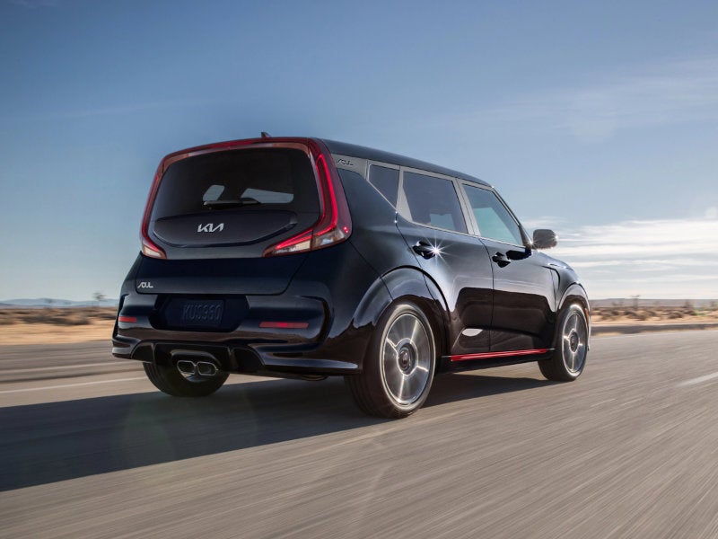Experience the sporty 2022 Kia Soul near Massillon OH