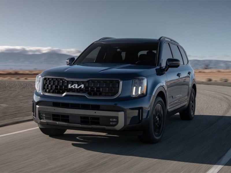Tow with ease in the 2023 Kia Telluride near Randolph OH