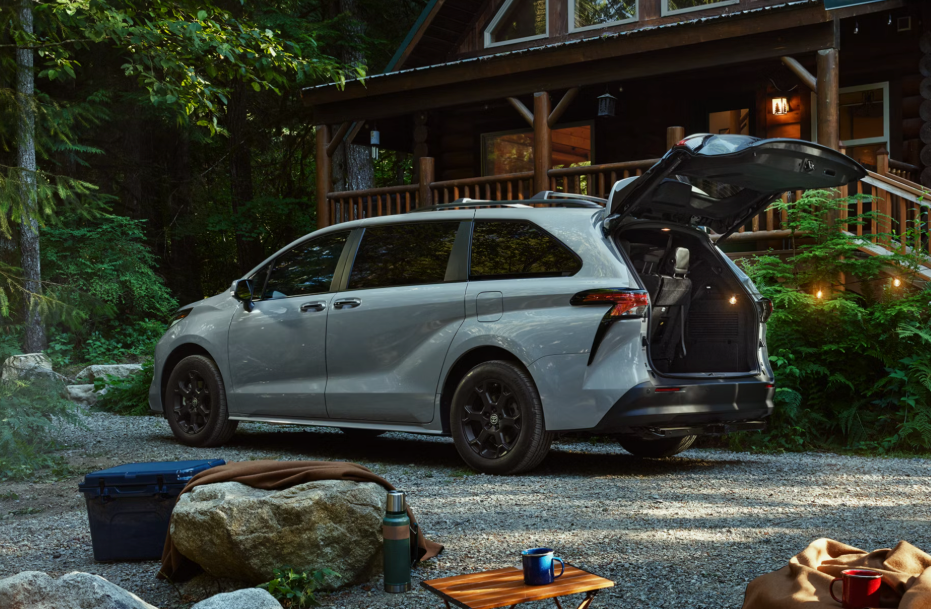2026 Toyota Sienna Hybrid minivan for families