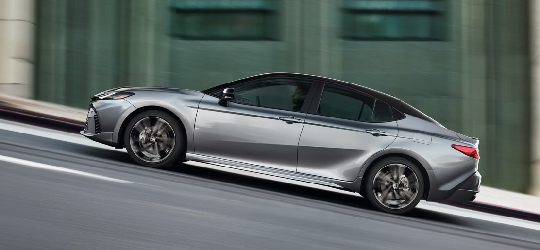 2026 camry hybrid exterior 3