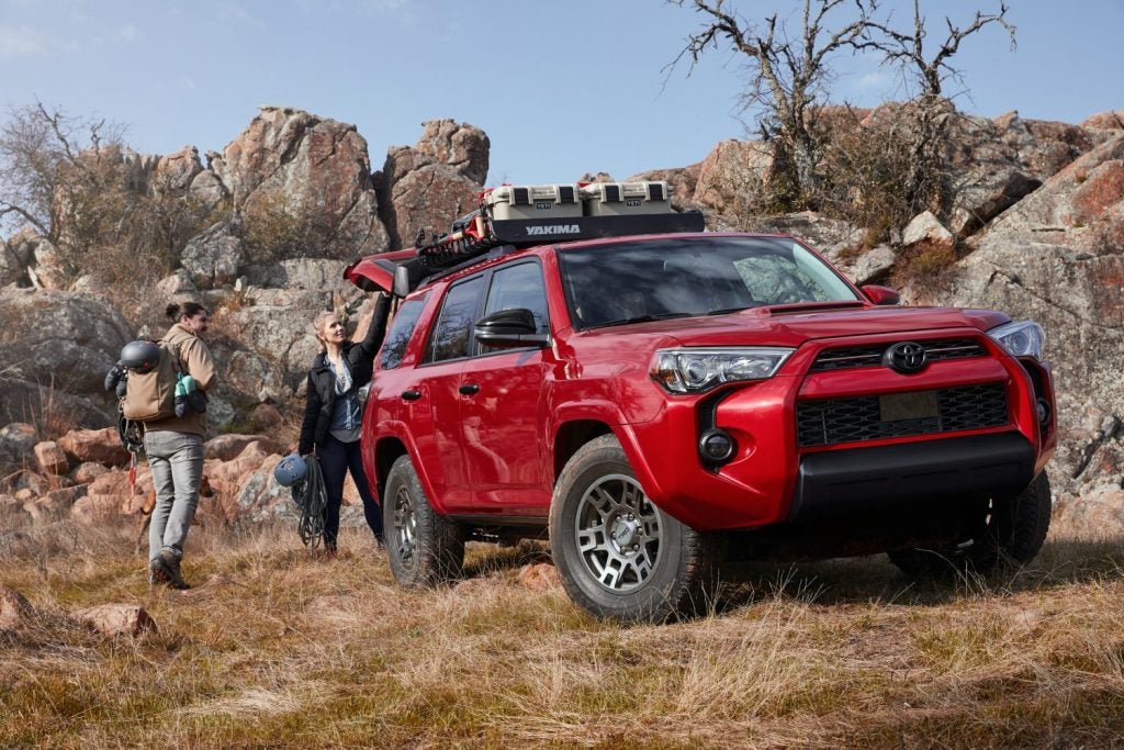 20_Toyota_4Runner_Venture_Edition_06-1500x1000-1024x683