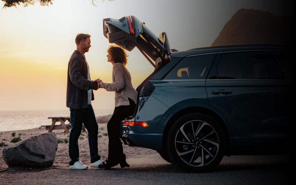 The 2025 Lincoln Corsair Trunk Lifestyle Photography