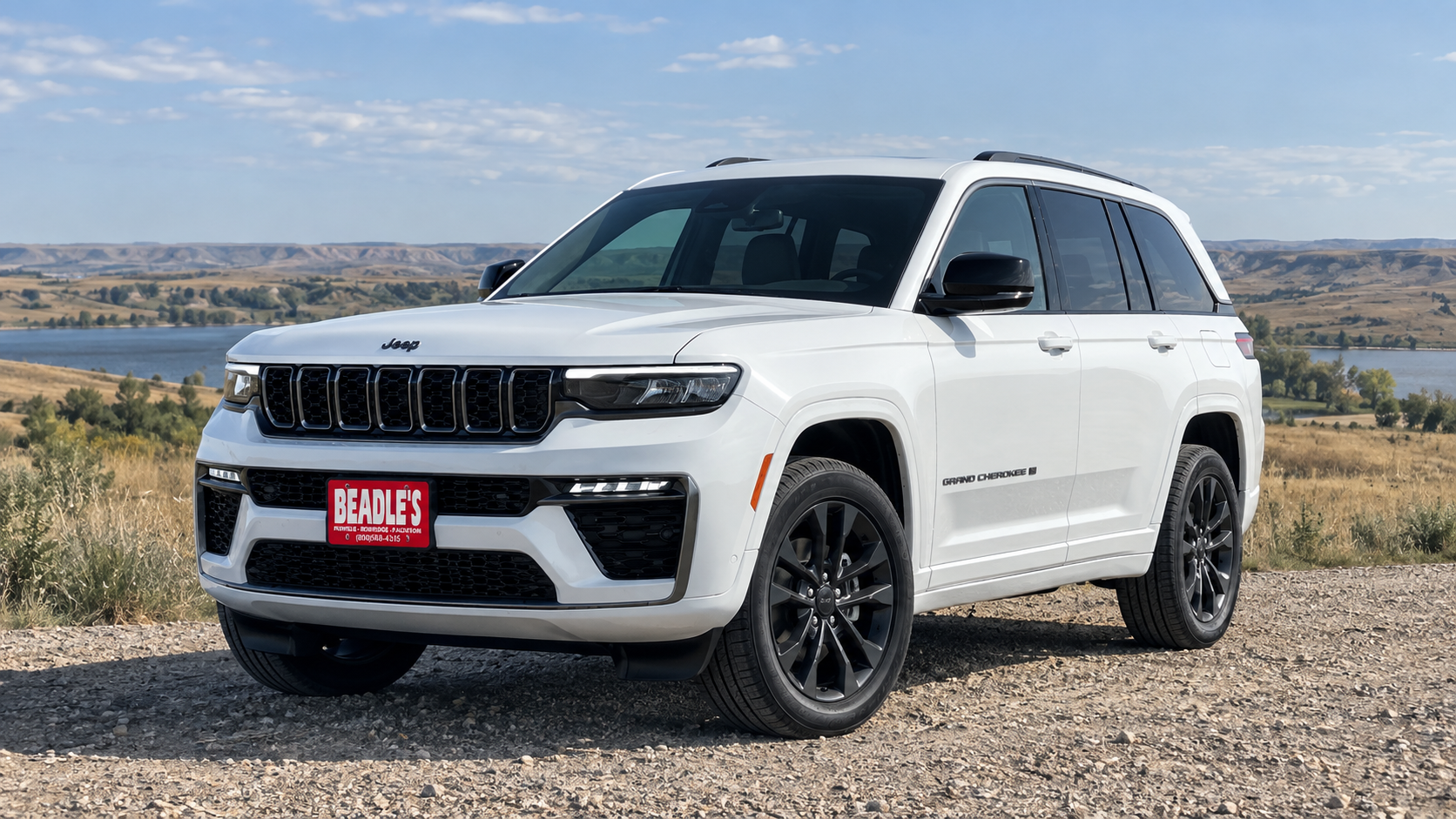 2026 Jeep Grand Cherokee front three-quarter, at Beadle's Chrysler Center in Bowdle SD