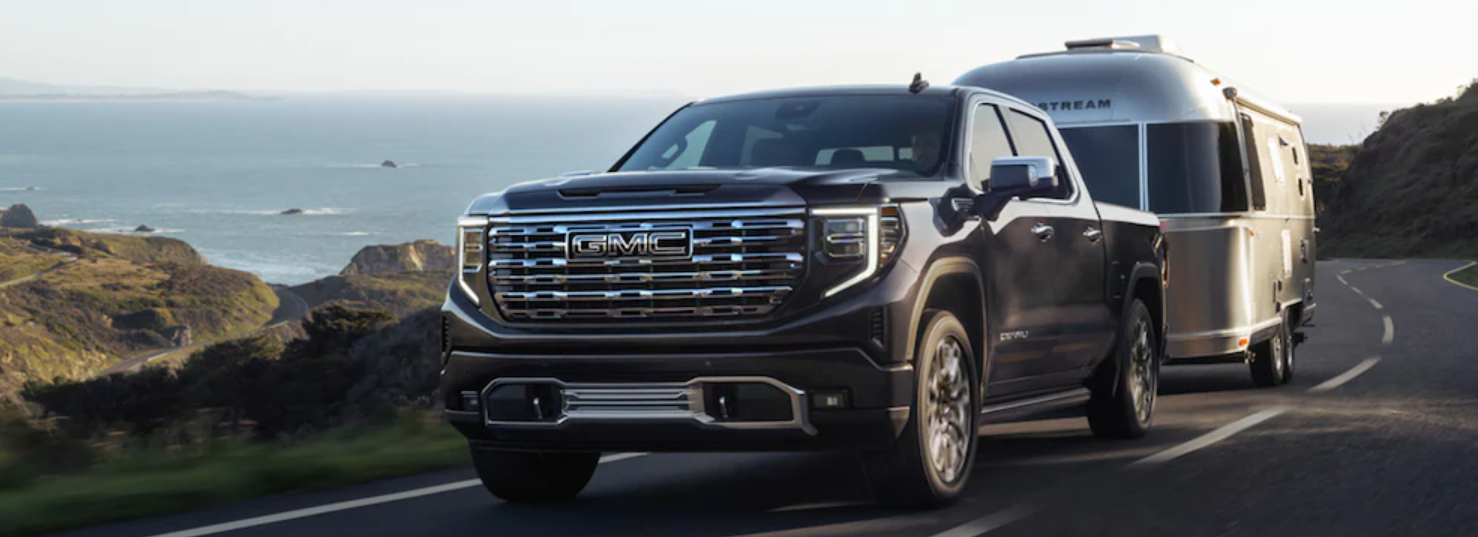 GMC Sierra 1500 Towing Trailer