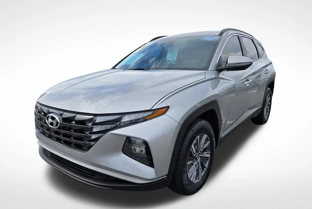 Used Hyundai Tucson Hybrid in Orlando at Orlando Preowned — compact SUV with standard HTRAC all-wheel drive, 125-point inspected, 3701 W. Colonial Drive